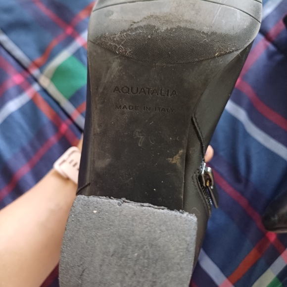 Aquatalia Black Ankle Booties Sleek and Stylish - Picture 2 of 7